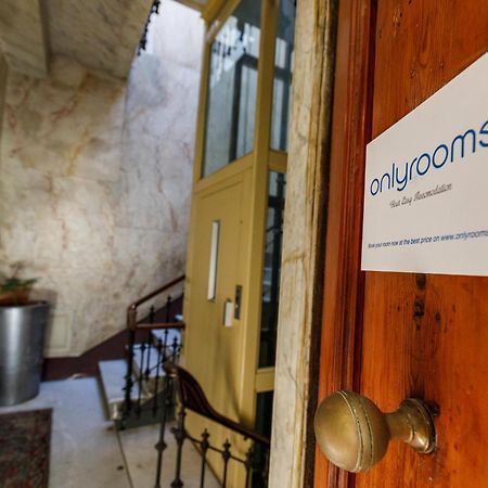 Onlyrooms III - Recommended For Under 30S Каляри Екстериор снимка