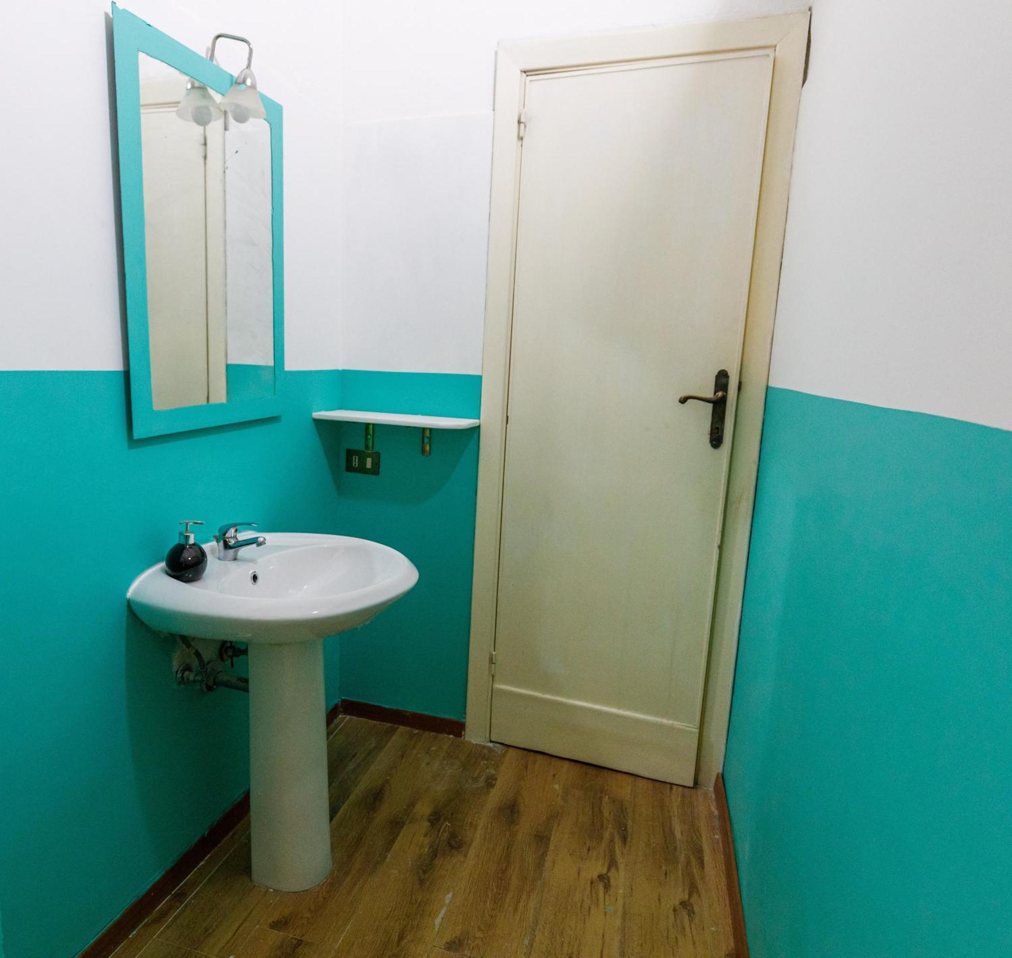 Onlyrooms III - Recommended For Under 30S Каляри Стая снимка