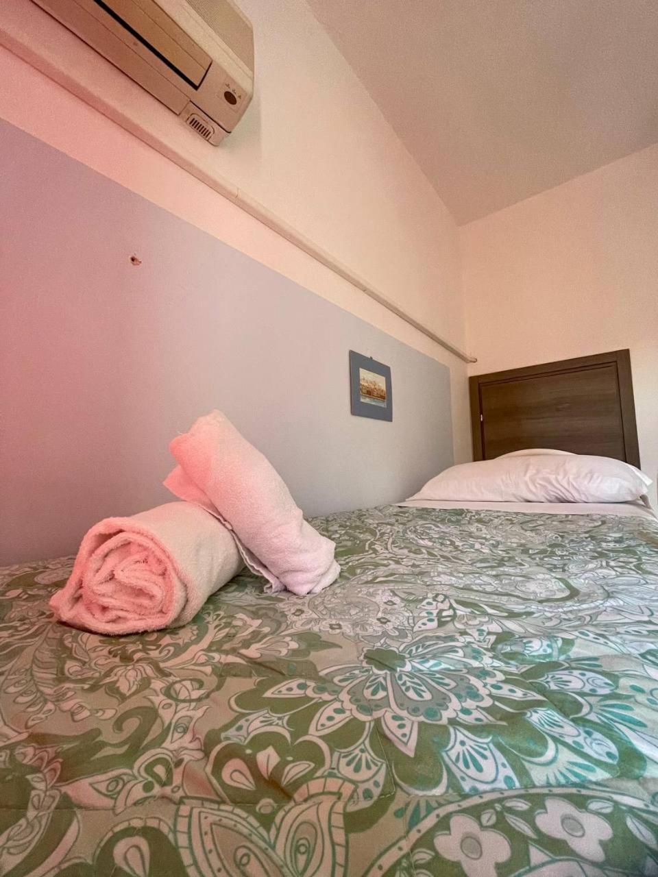 Onlyrooms III - Recommended For Under 30S Каляри Стая снимка